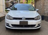 2014 Volkswagen Golf TSI Highline