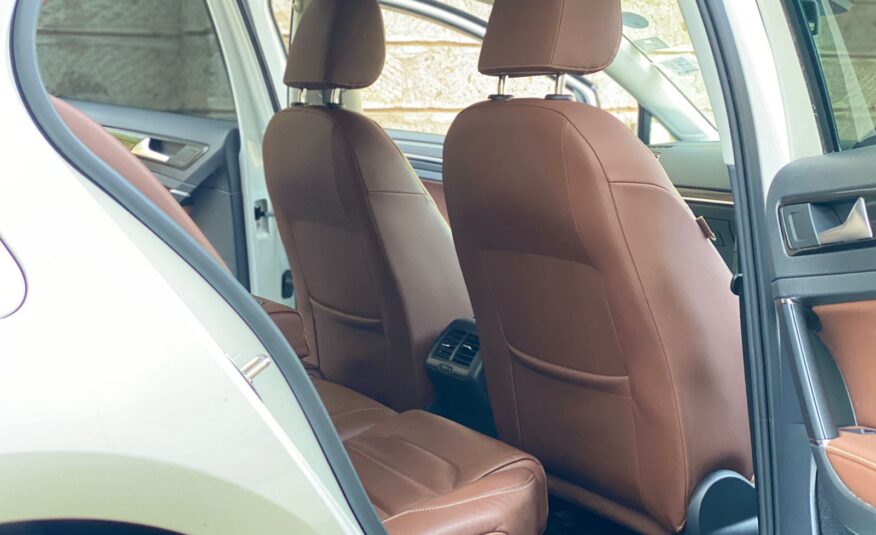 2014 Volkswagen Golf TSI Highline