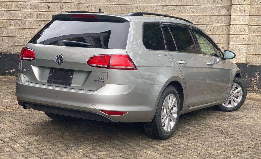 2014 Volkswagen Golf TSI Variant
