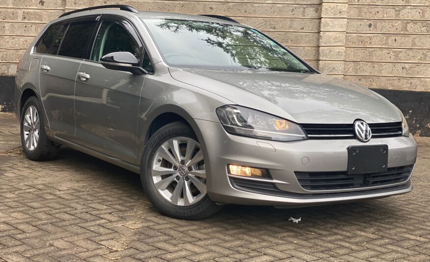 2014 Volkswagen Golf TSI Variant