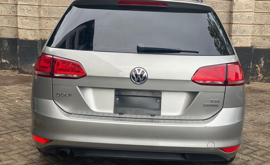 2014 Volkswagen Golf TSI Variant