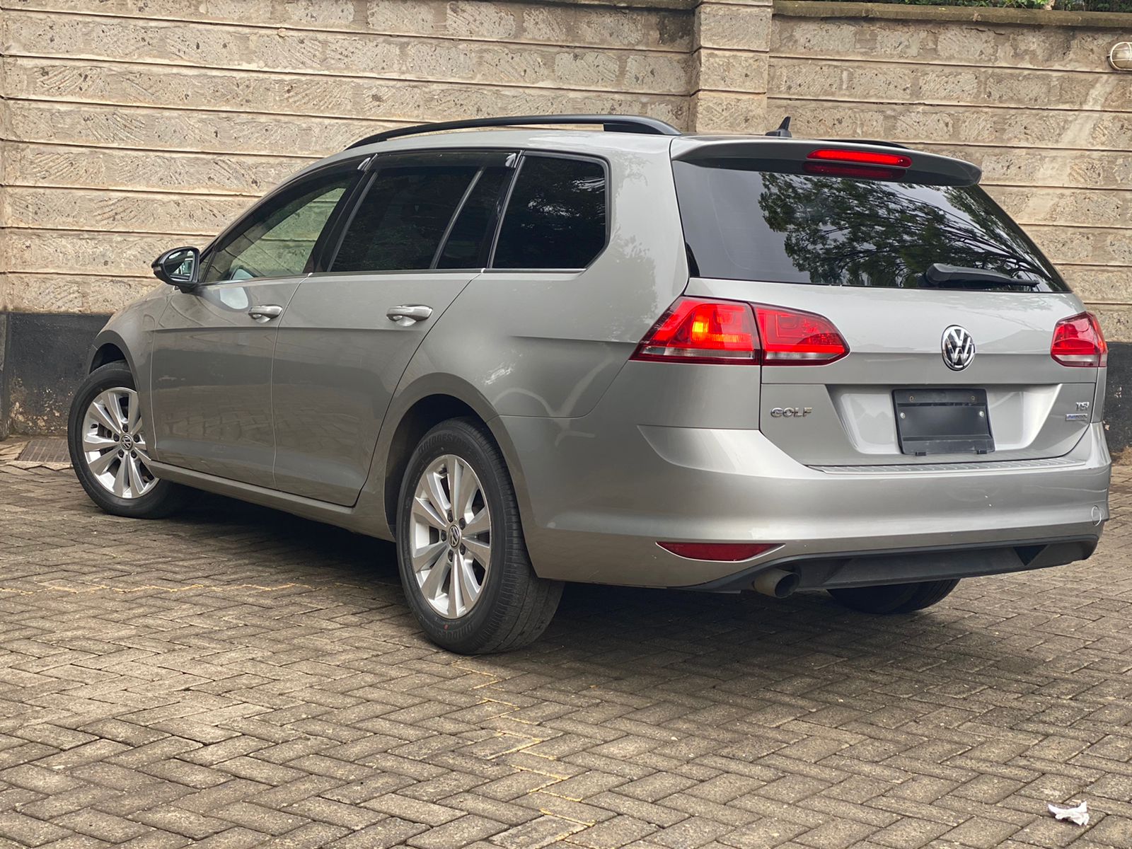 2014 Volkswagen Golf TSI Variant