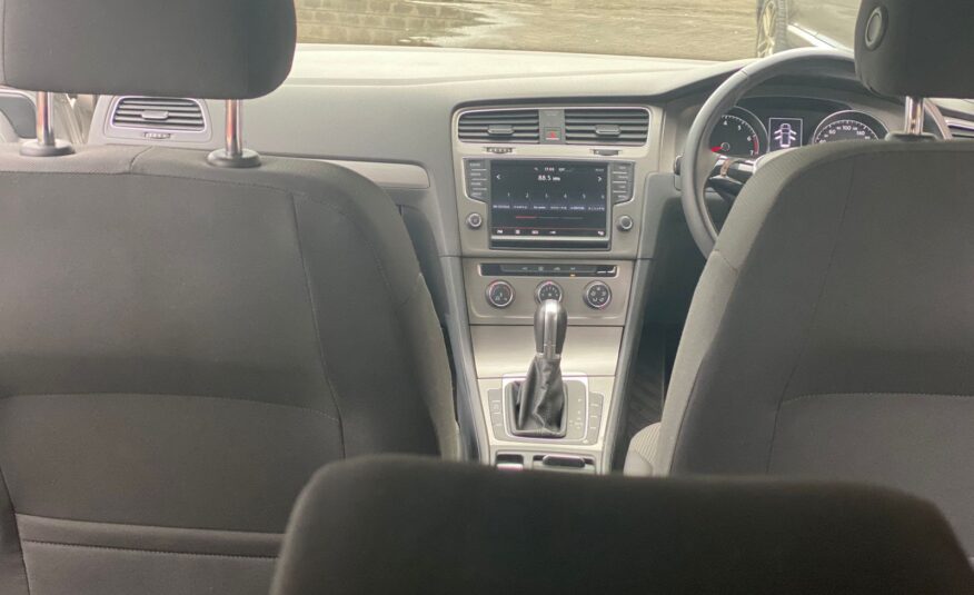 2014 Volkswagen Golf TSI Variant