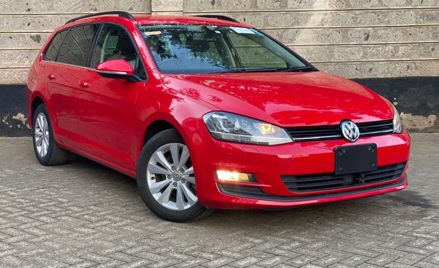 2014 Volkswagen Golf TSI Variant
