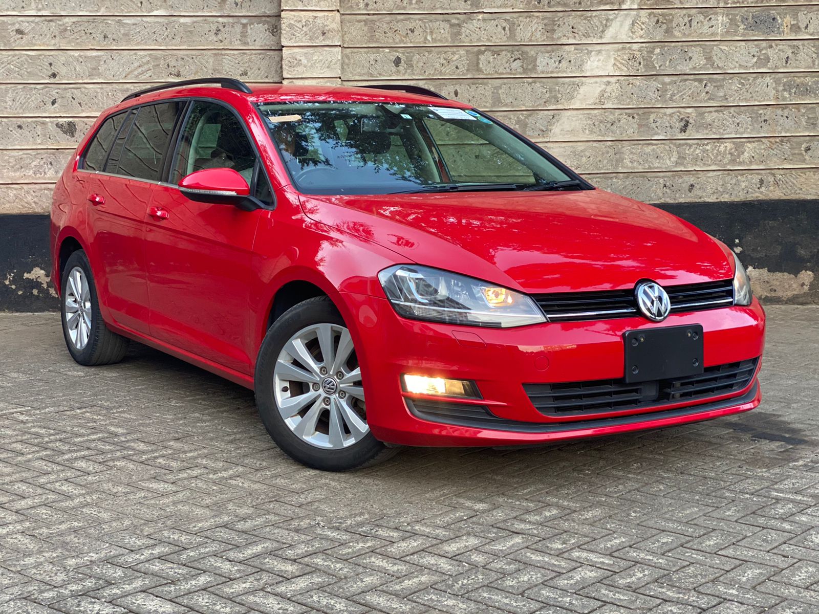 2014 Volkswagen Golf TSI Variant
