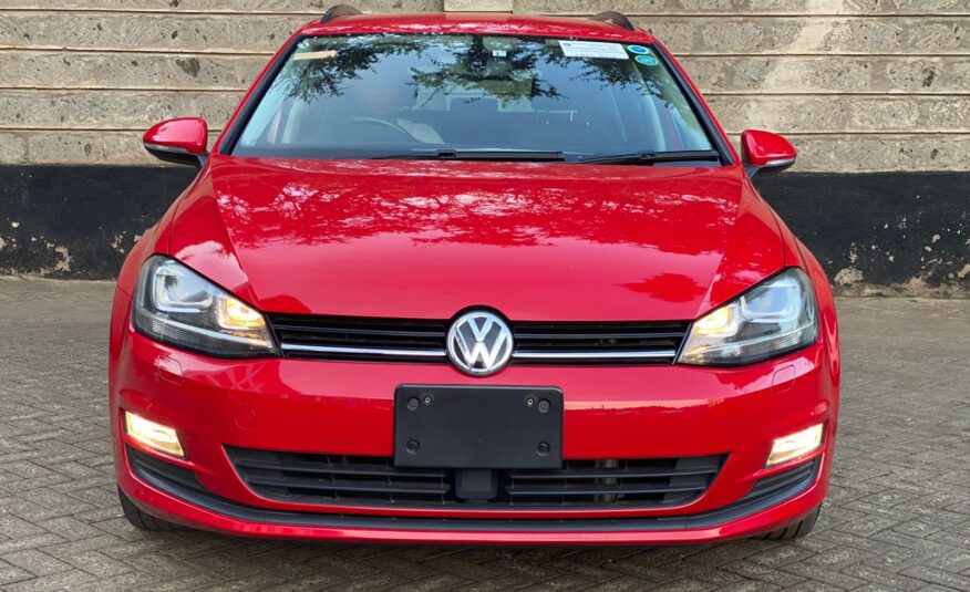 2014 Volkswagen Golf TSI Variant