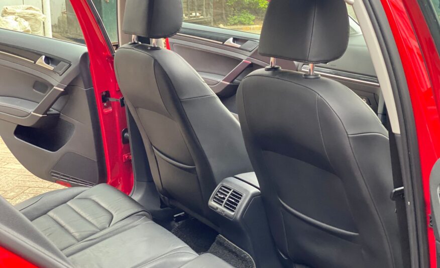 2014 Volkswagen Golf TSI