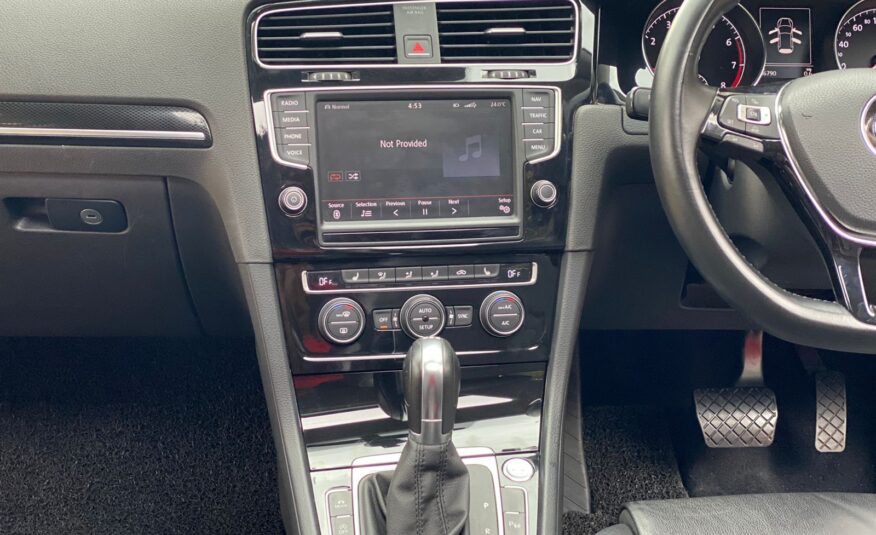 2014 Volkswagen Golf TSI