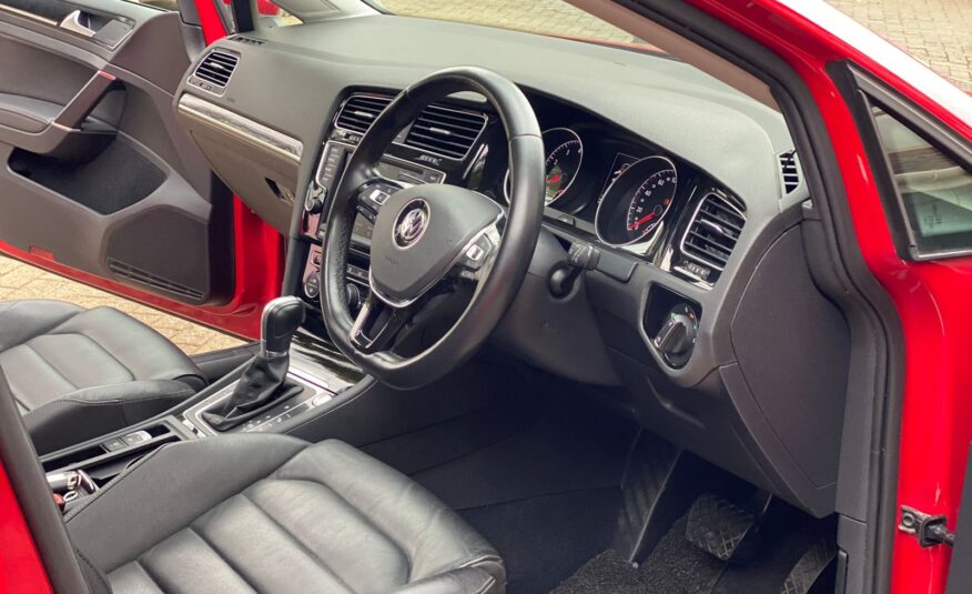 2014 Volkswagen Golf TSI