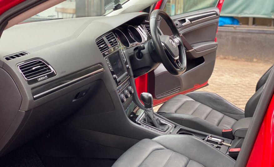 2014 Volkswagen Golf TSI