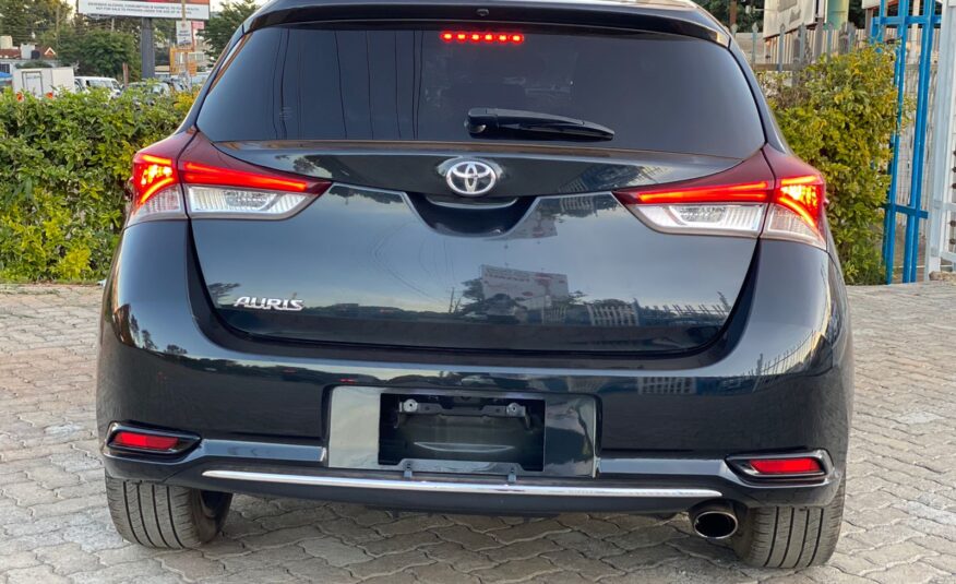 2015 Toyota Auris GR