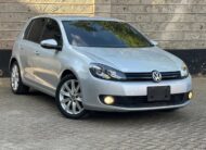 2011 Volkswagen Golf TSI Highline