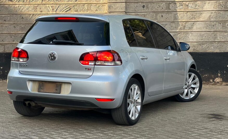 2011 Volkswagen Golf TSI Highline