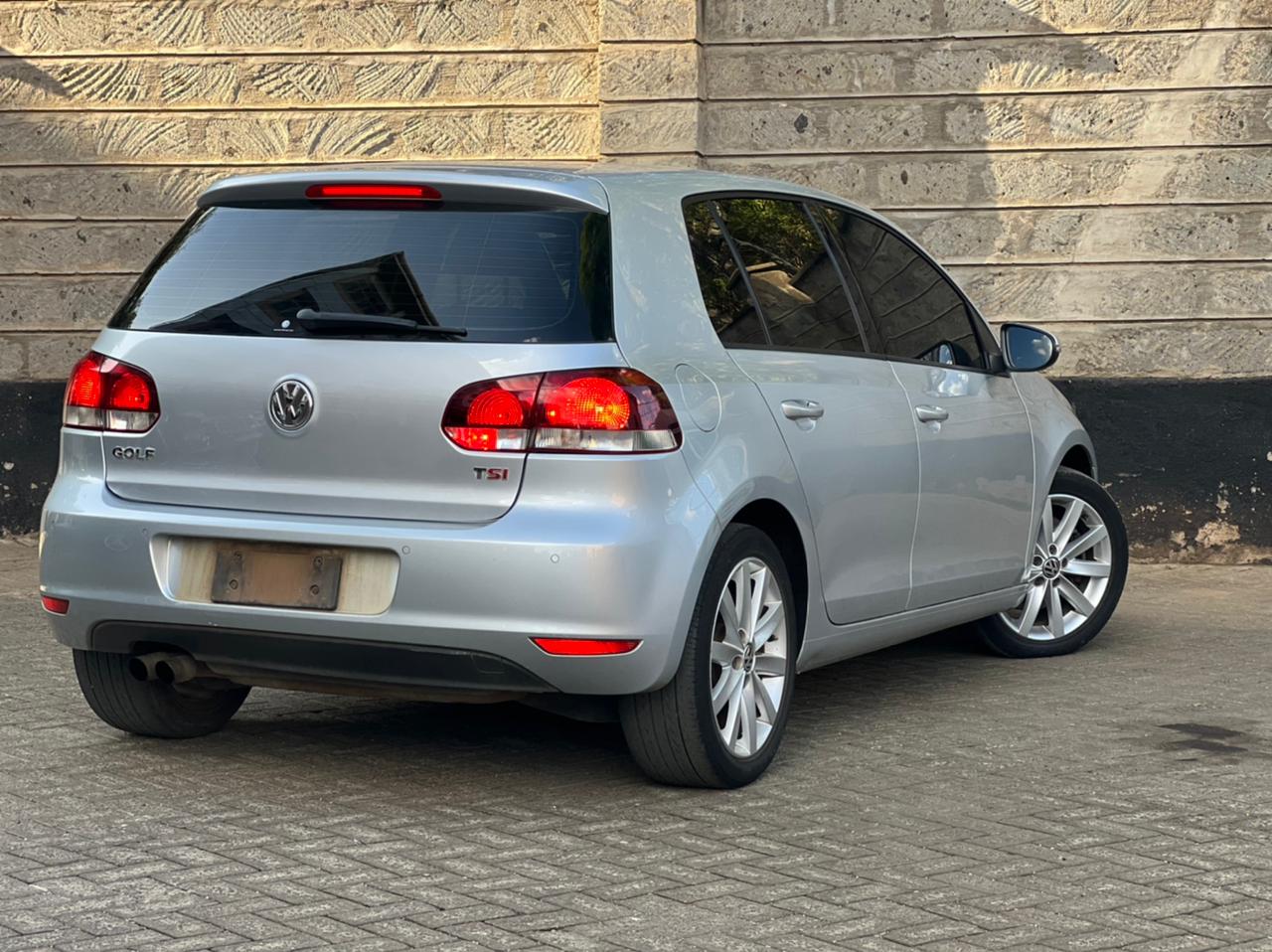 2011 Volkswagen Golf TSI Highline