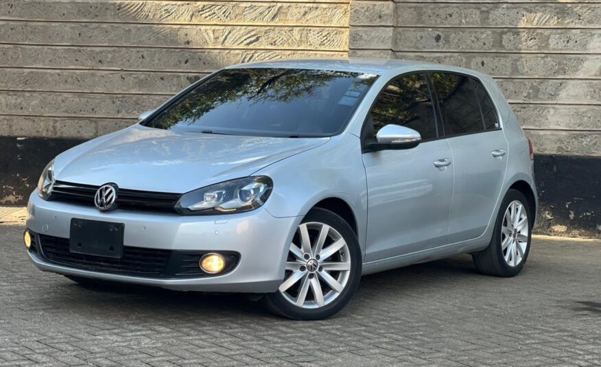 2011 Volkswagen Golf TSI Highline