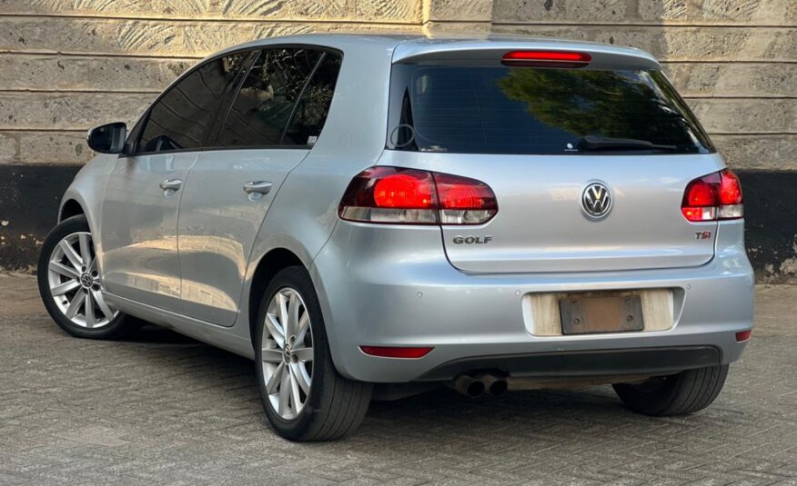 2011 Volkswagen Golf TSI Highline