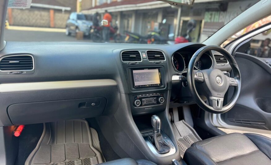 2011 Volkswagen Golf TSI Highline