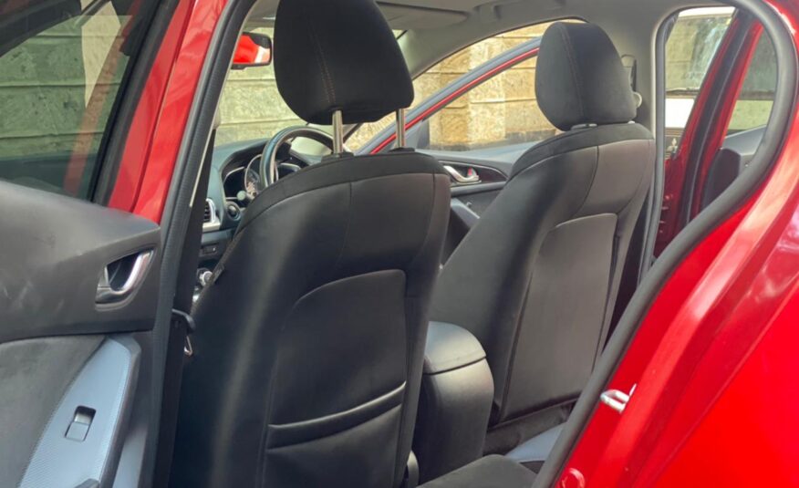 2014 Mazda Axela Hatchback