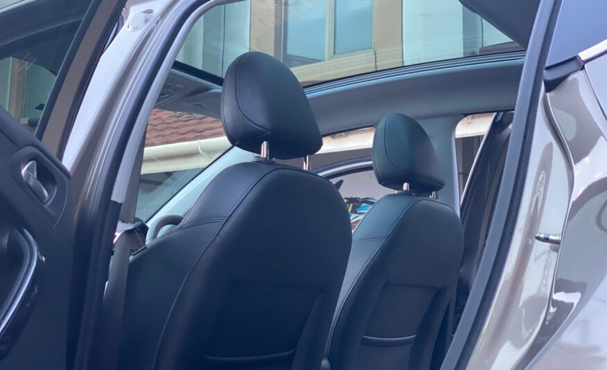 2014 Peugeot 208