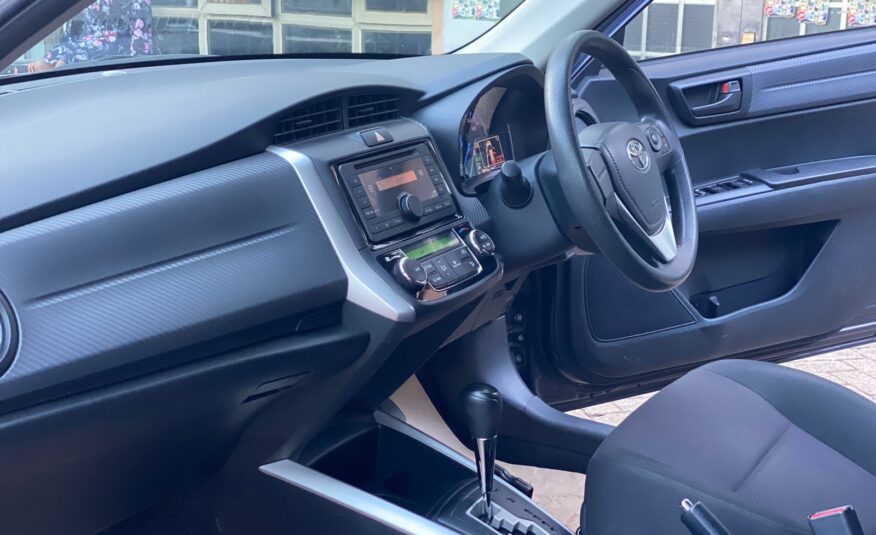 2014 Toyota Fielder