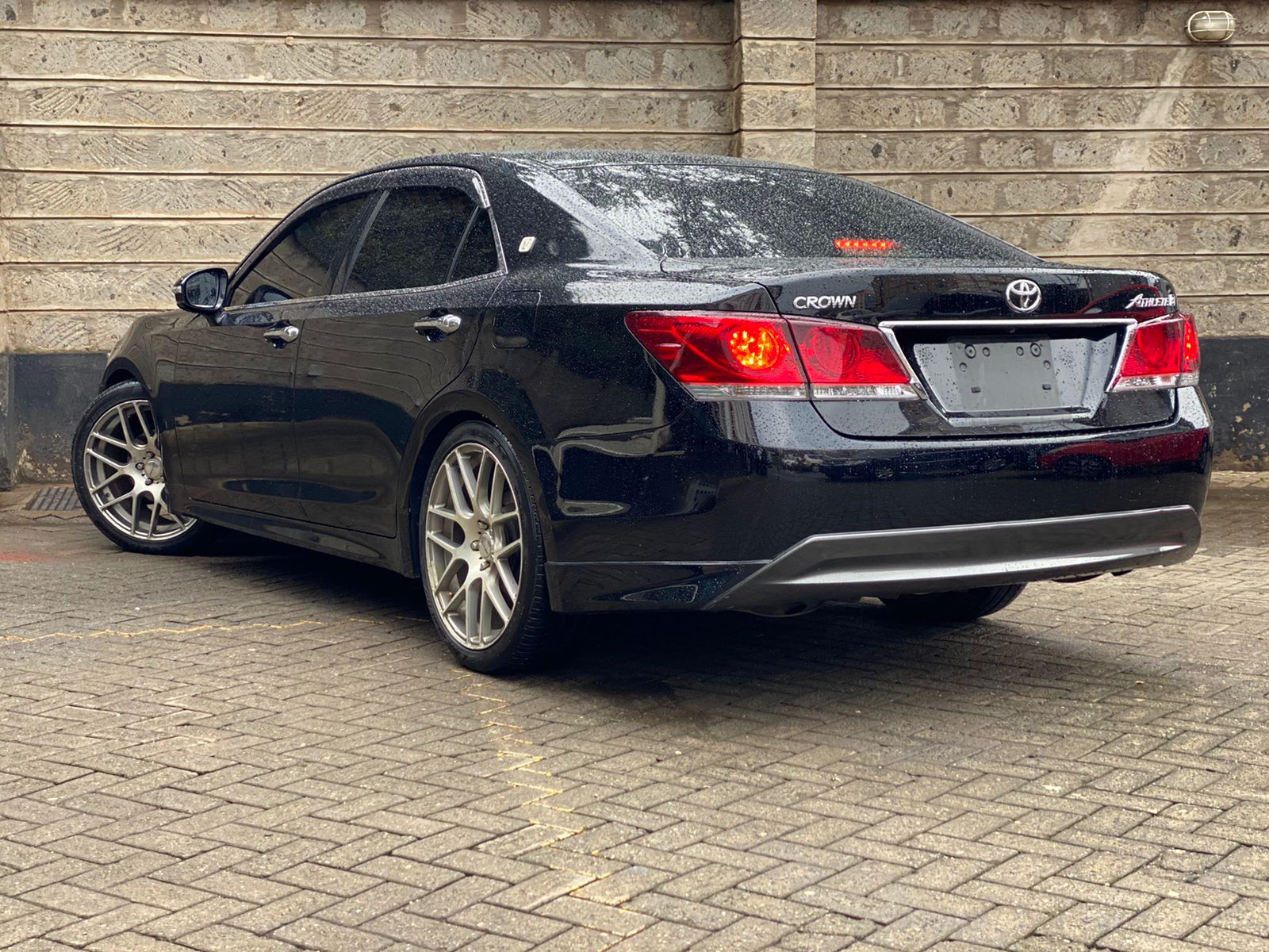2014 Toyota Royal Crown Athlete S
