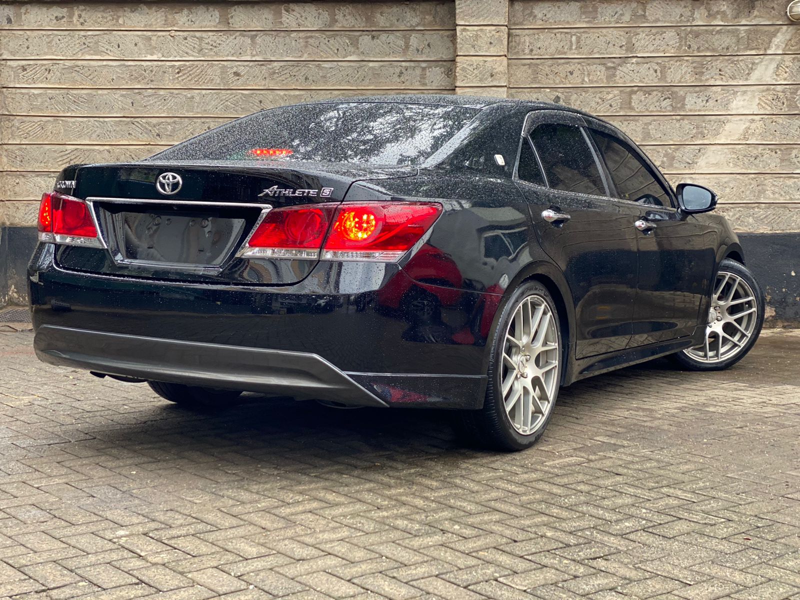 2014 Toyota Royal Crown Athlete S