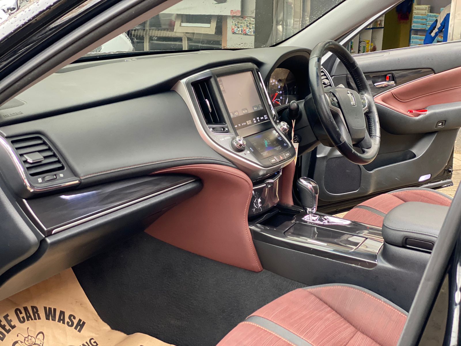 2014 Toyota Royal Crown Athlete S