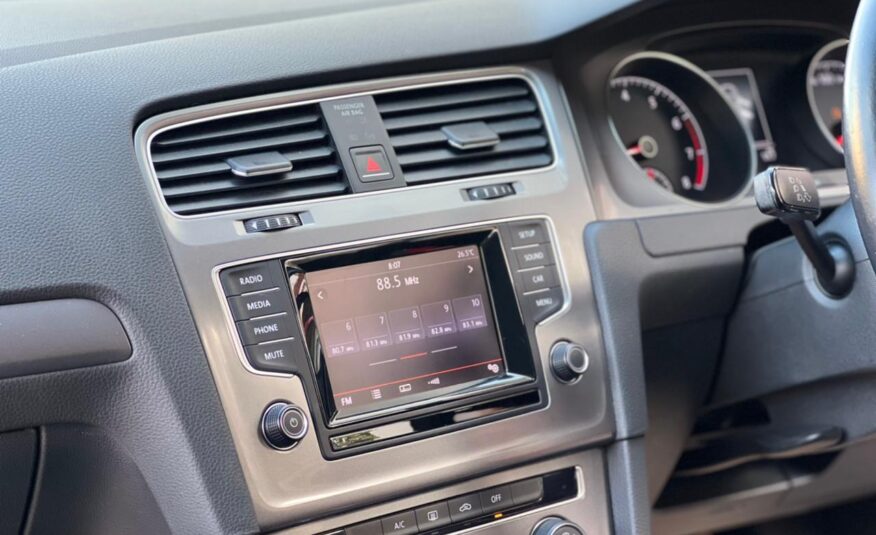 2015 Volkswagen Golf TSI