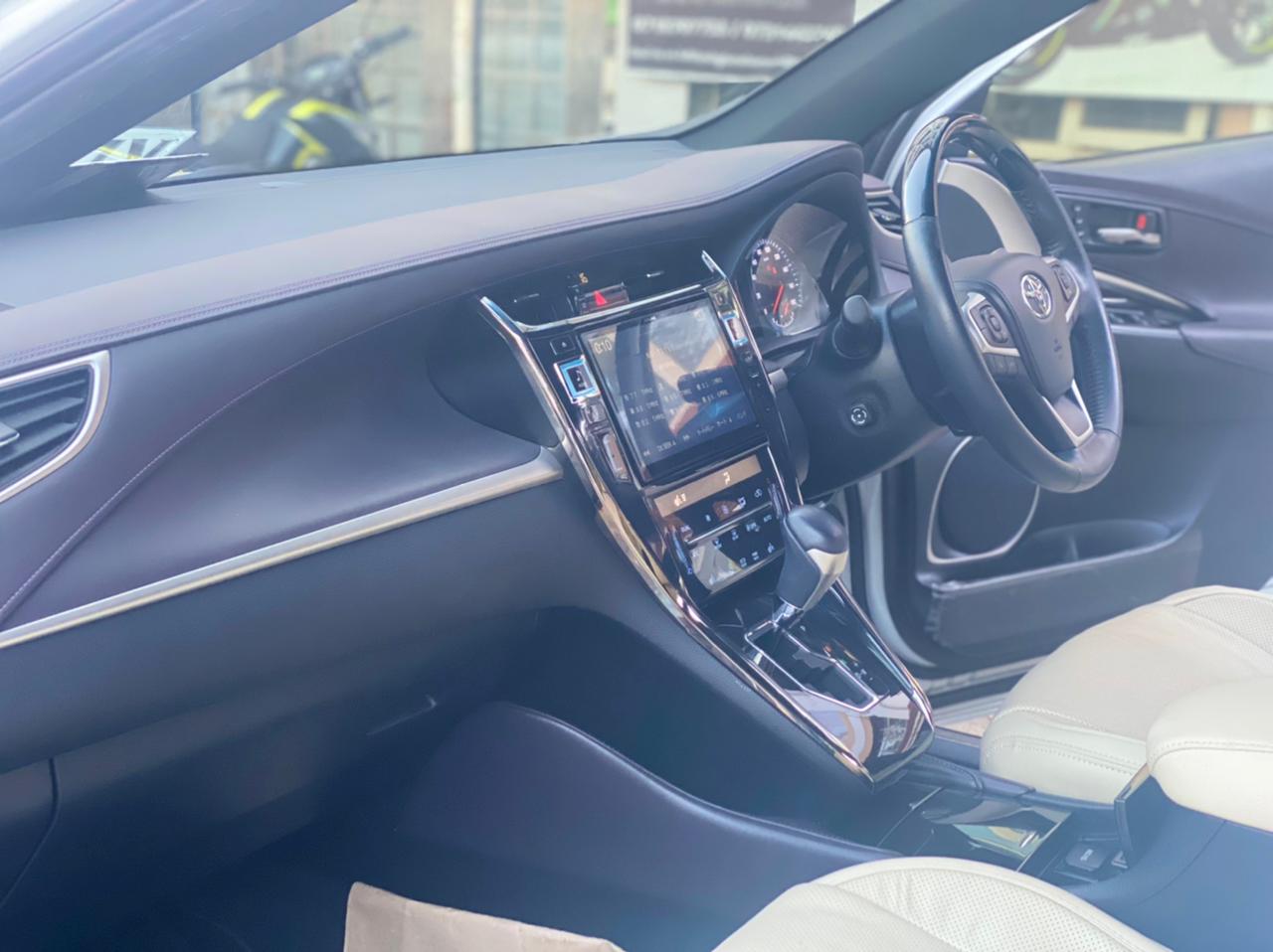2016 Toyota Harrier Premium