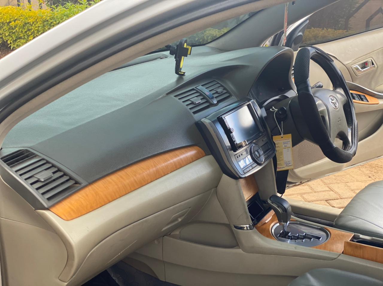 2009 Toyota Premio