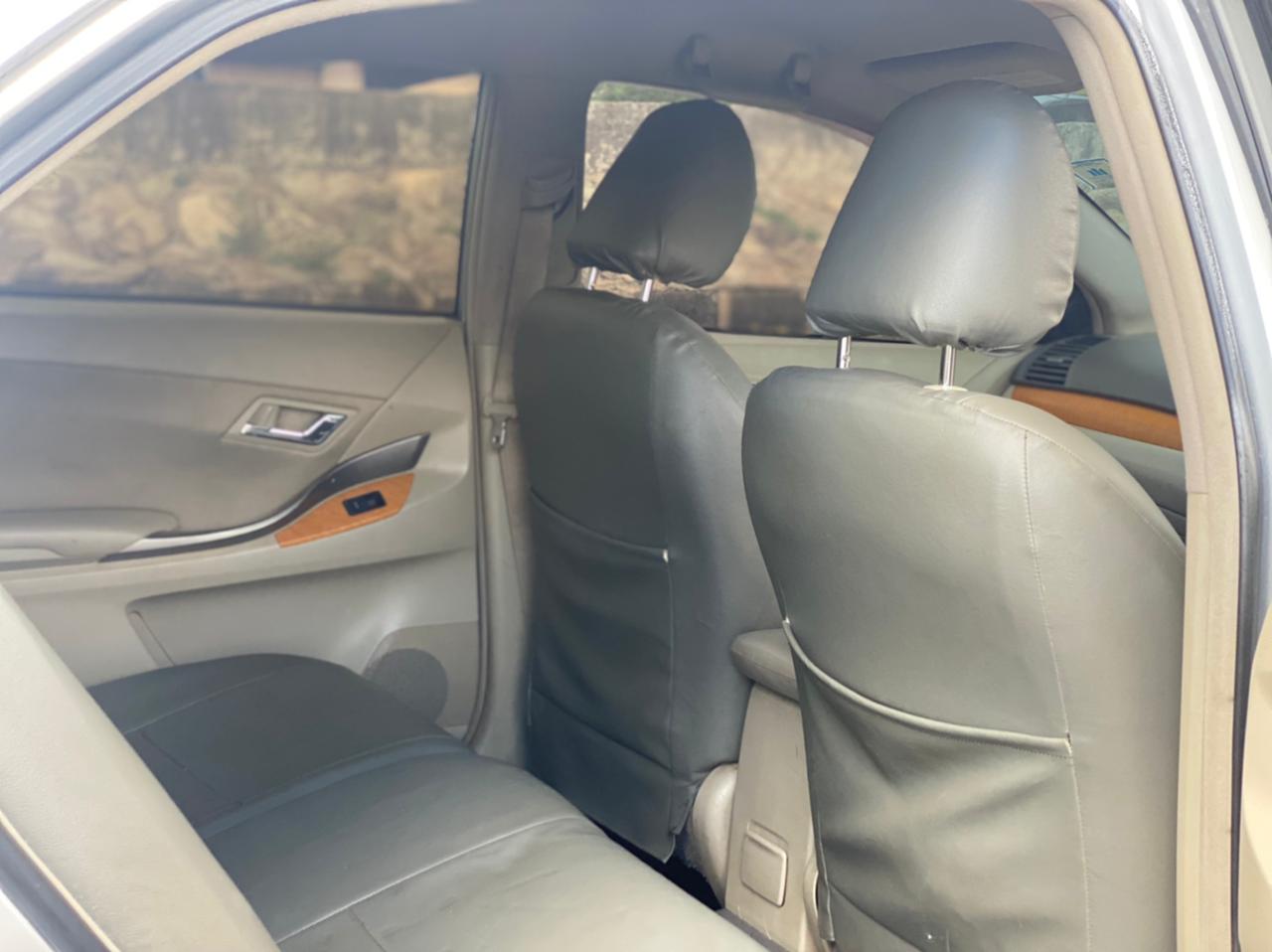 2009 Toyota Premio