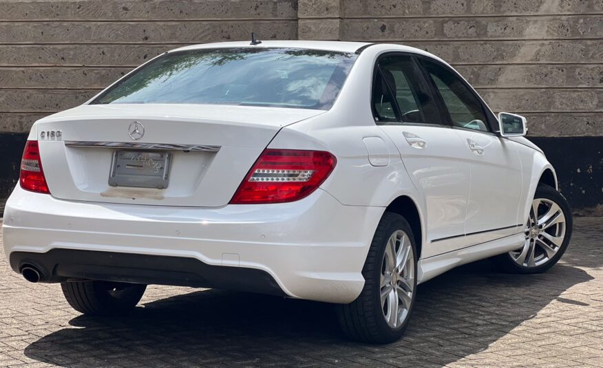 2013 Mercedes  Benz C180