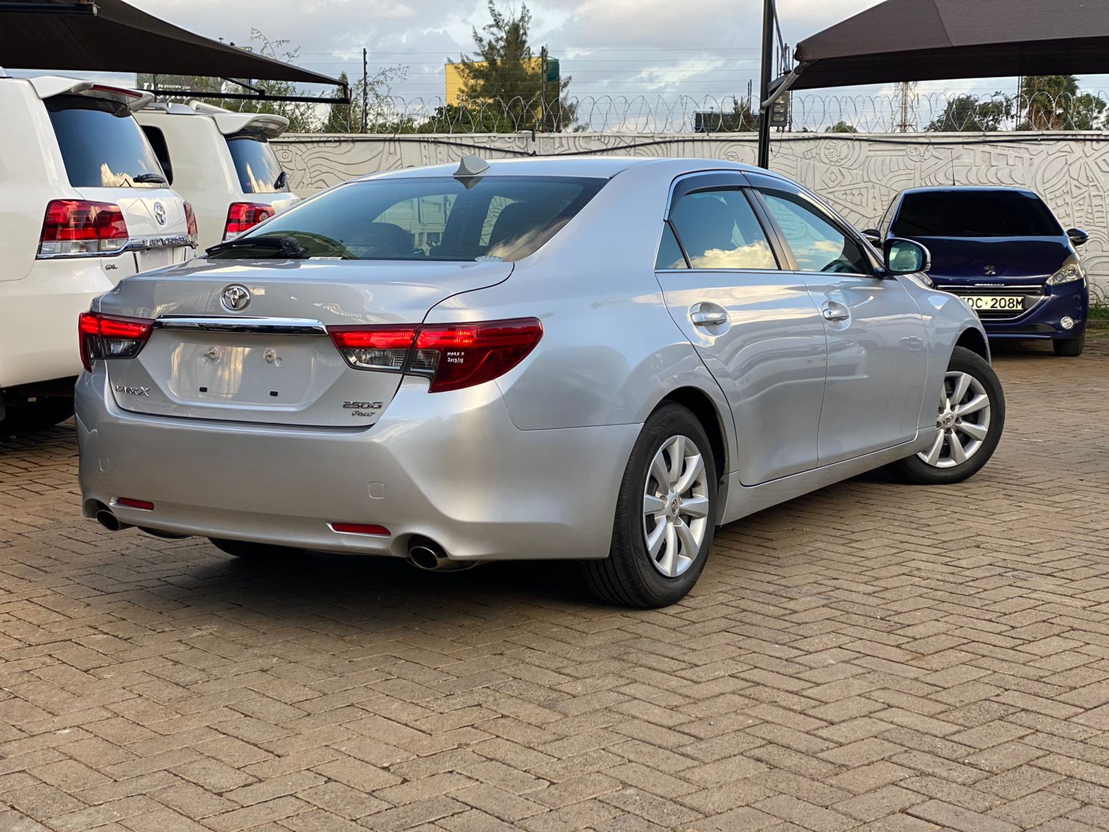 2014 Toyota Mark X 250G