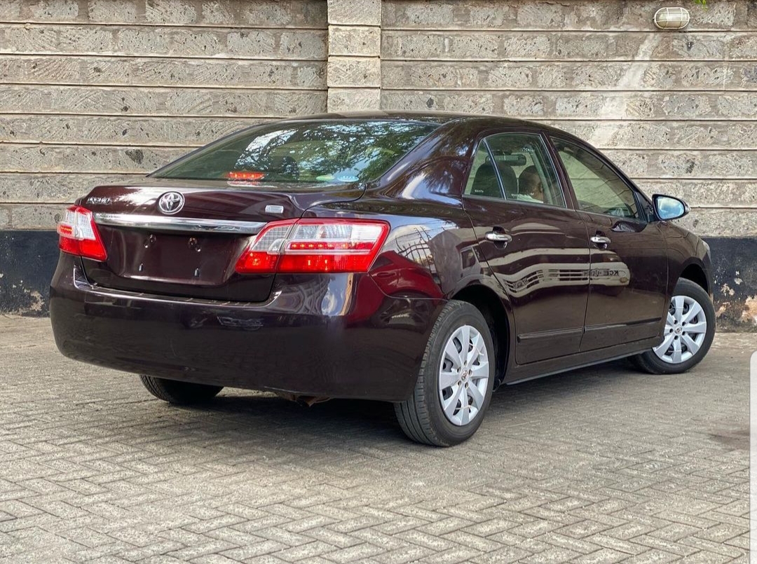 2015 Toyota Premio