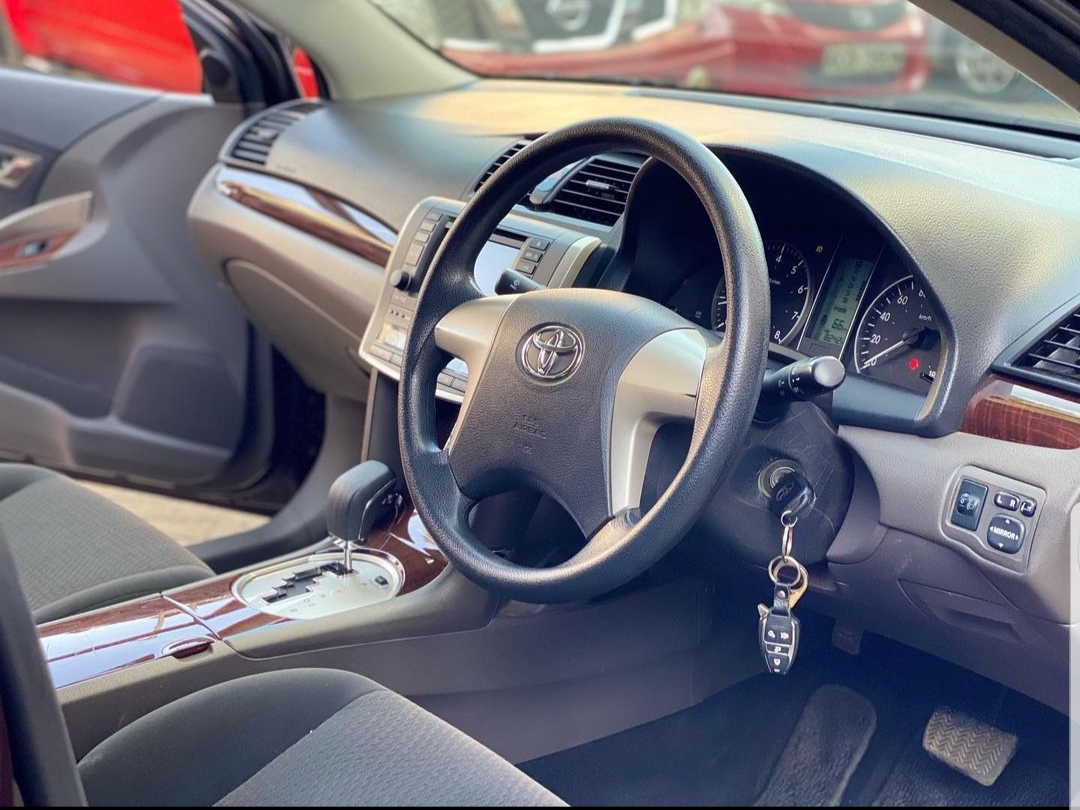 2015 Toyota Premio