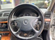 2005 Mercedes Benz E240 W211