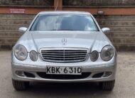 2005 Mercedes Benz E240 W211