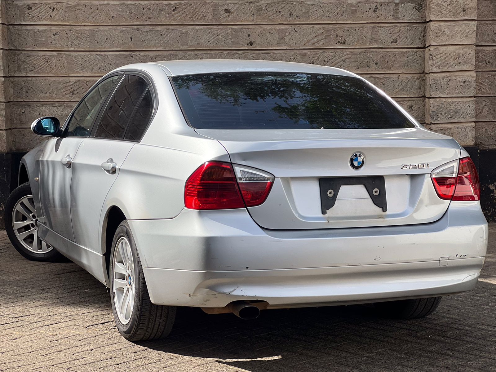 2008 BMW 320i