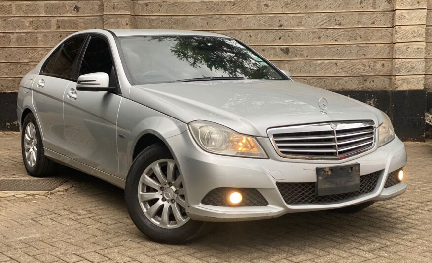 2011 Mercedes Benz C200 Silver