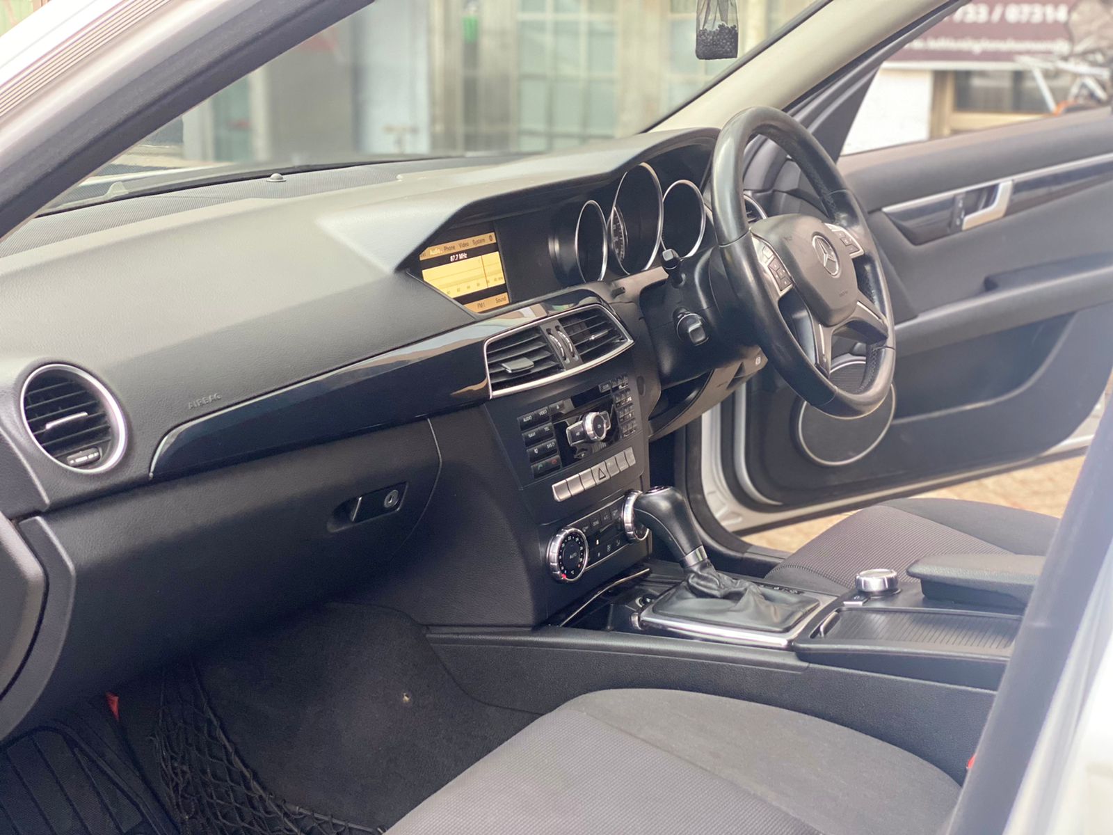 2011 Mercedes Benz C200 Silver