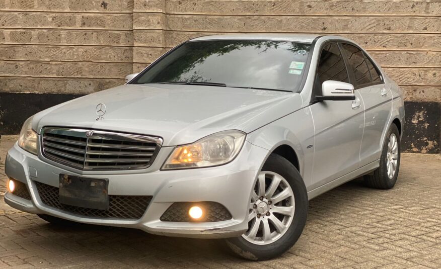 2011 Mercedes Benz C200 Silver