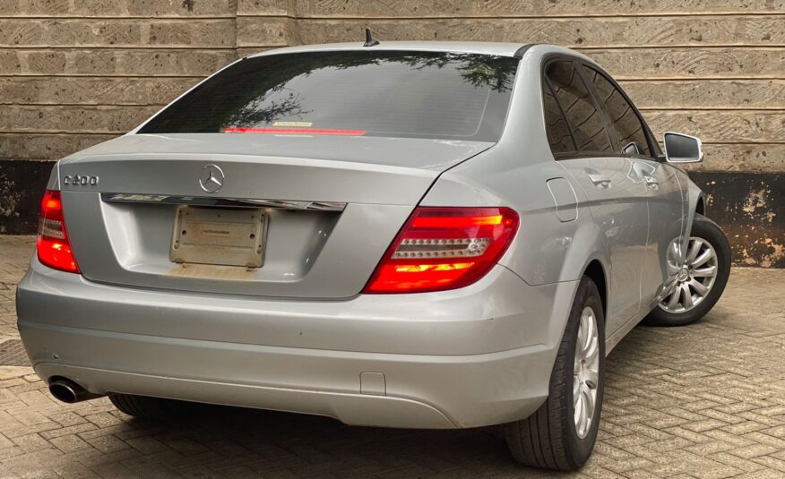 2011 Mercedes Benz C200 Silver