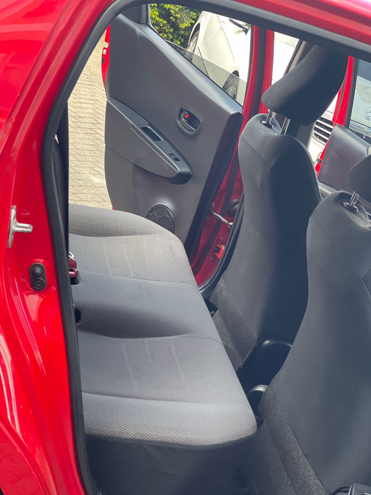 2012 Toyota Vitz