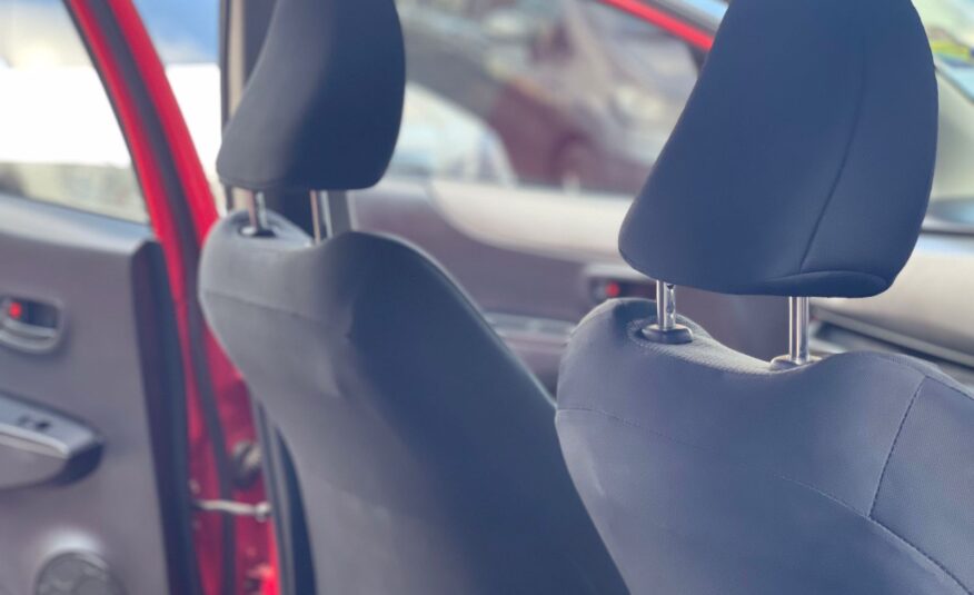 2012 Toyota Vitz