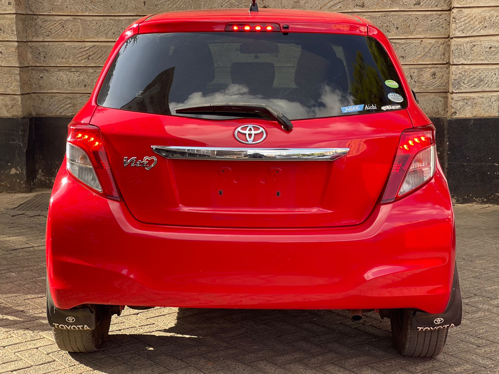 2012 Toyota Vitz