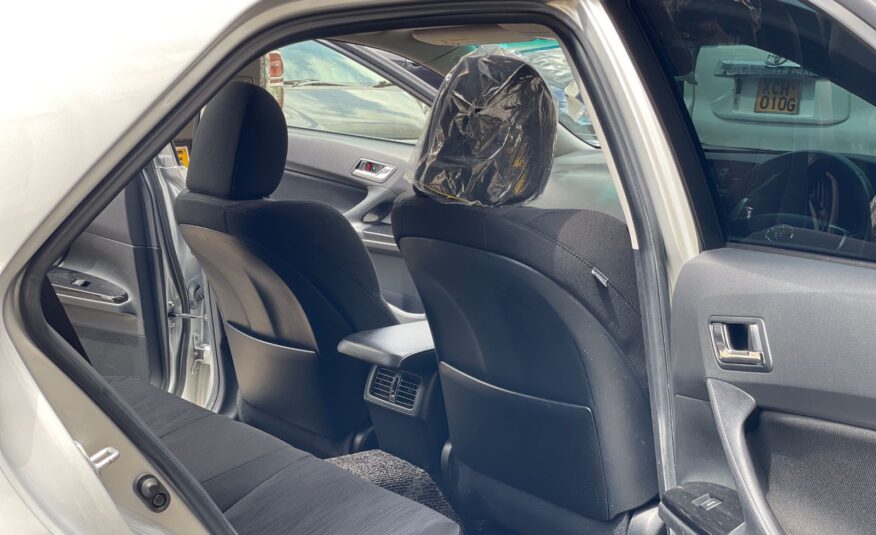 2013 Toyota Mark X