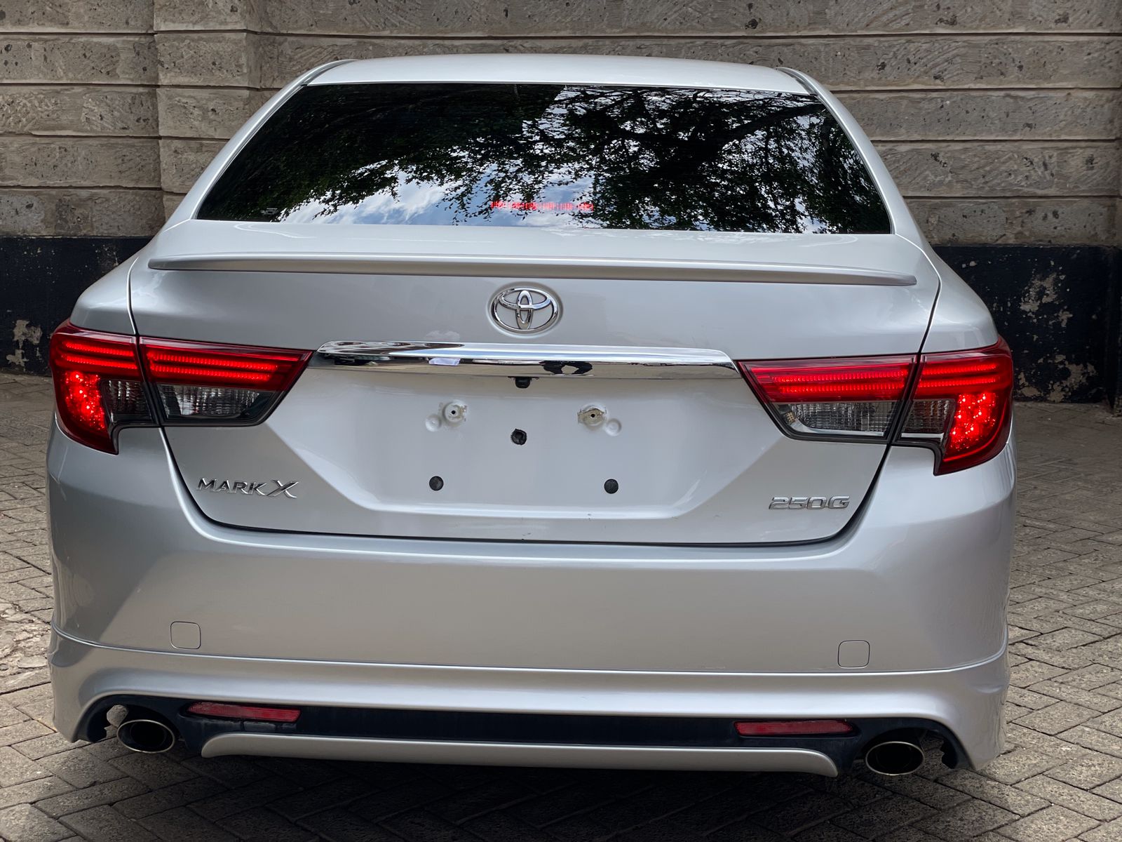 2013 Toyota Mark X