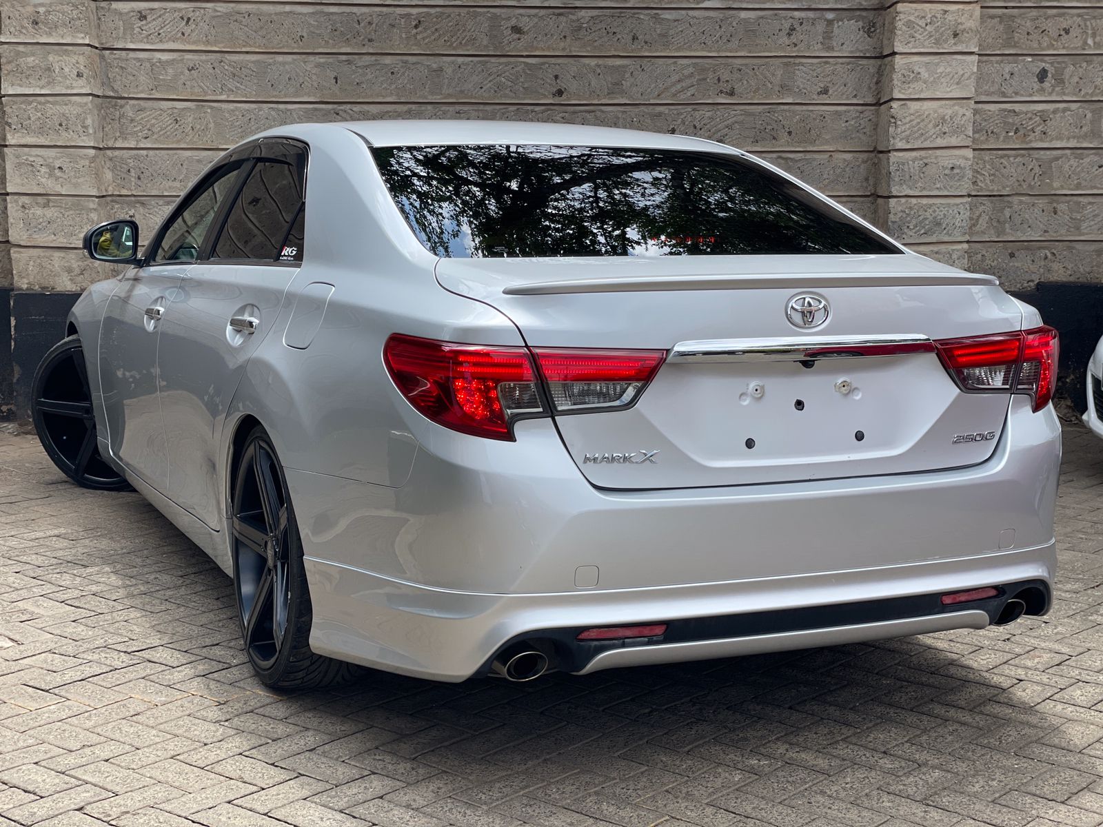 2013 Toyota Mark X