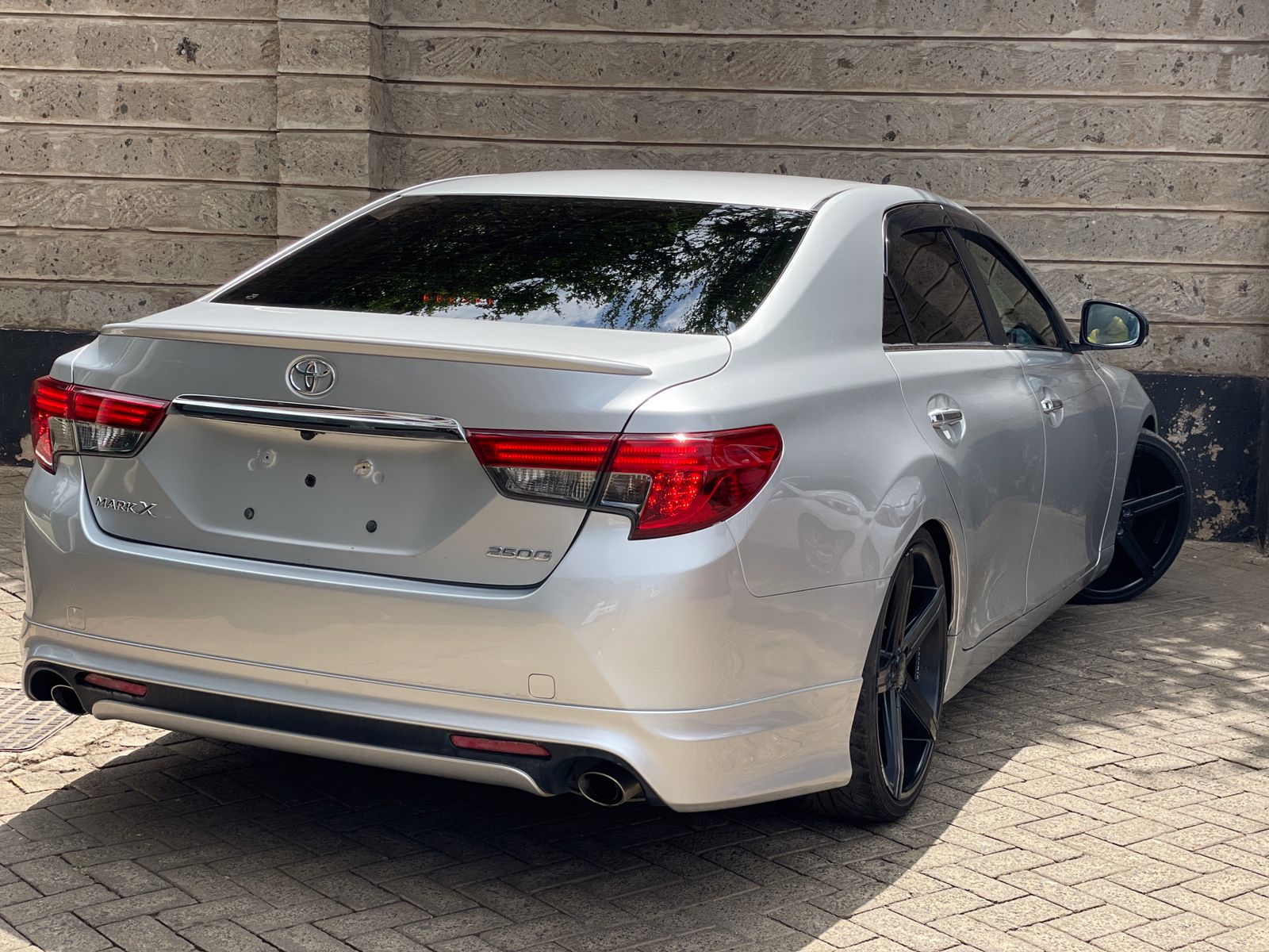 2013 Toyota Mark X