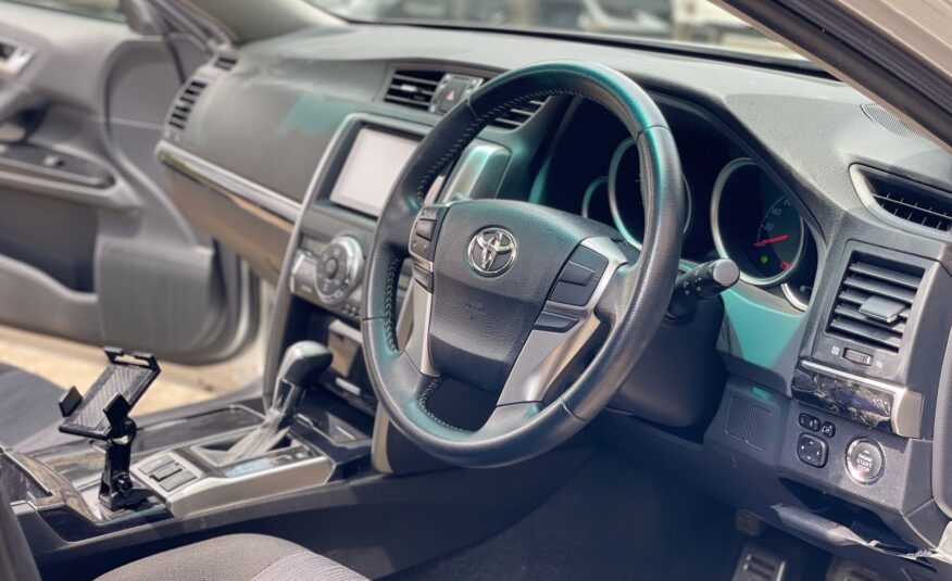 2013 Toyota Mark X